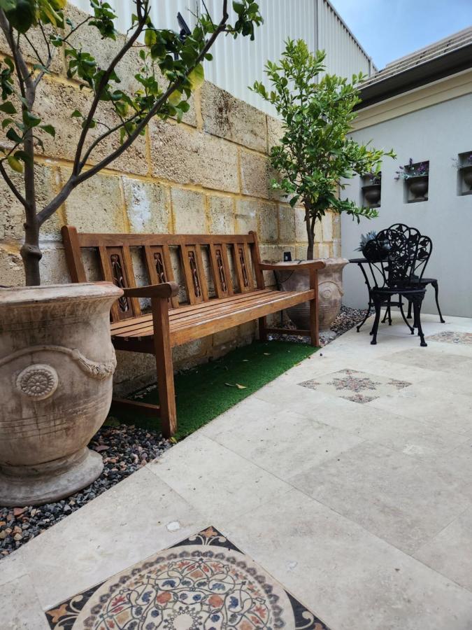 مبيت وإفطار Alkimos Lavender Manor Bnb المظهر الخارجي الصورة