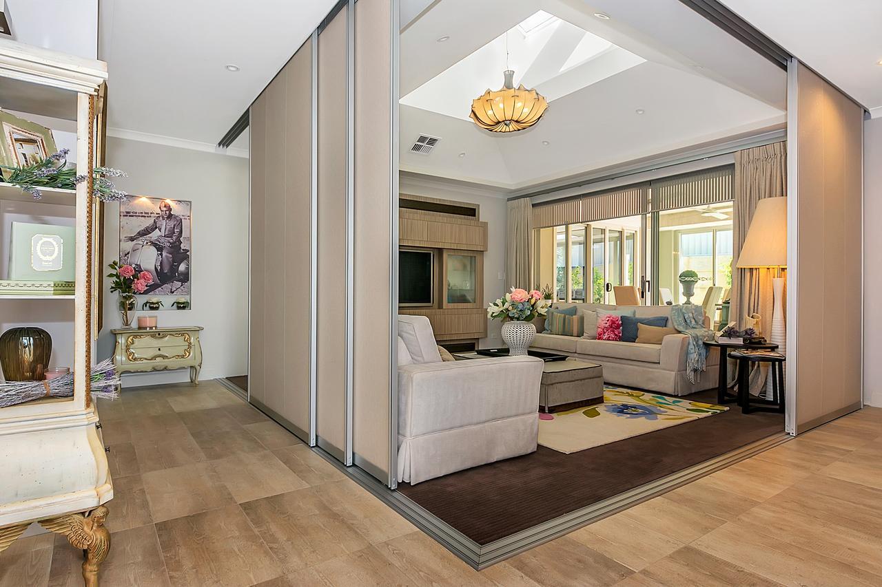 مبيت وإفطار Alkimos Lavender Manor Bnb المظهر الخارجي الصورة